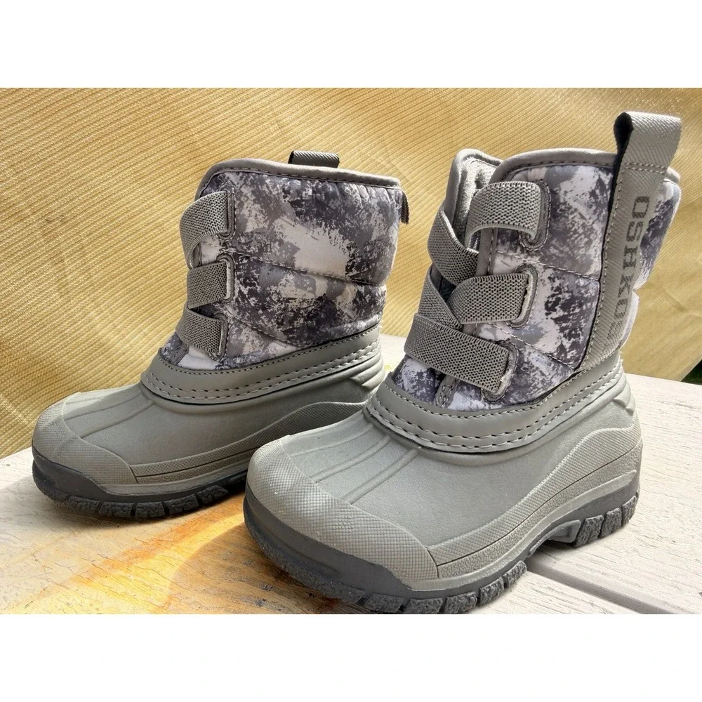 OshKosh B'gosh Gray Snow Boots Hook & Loop Camo Ankle Round Toe 6M EU 22